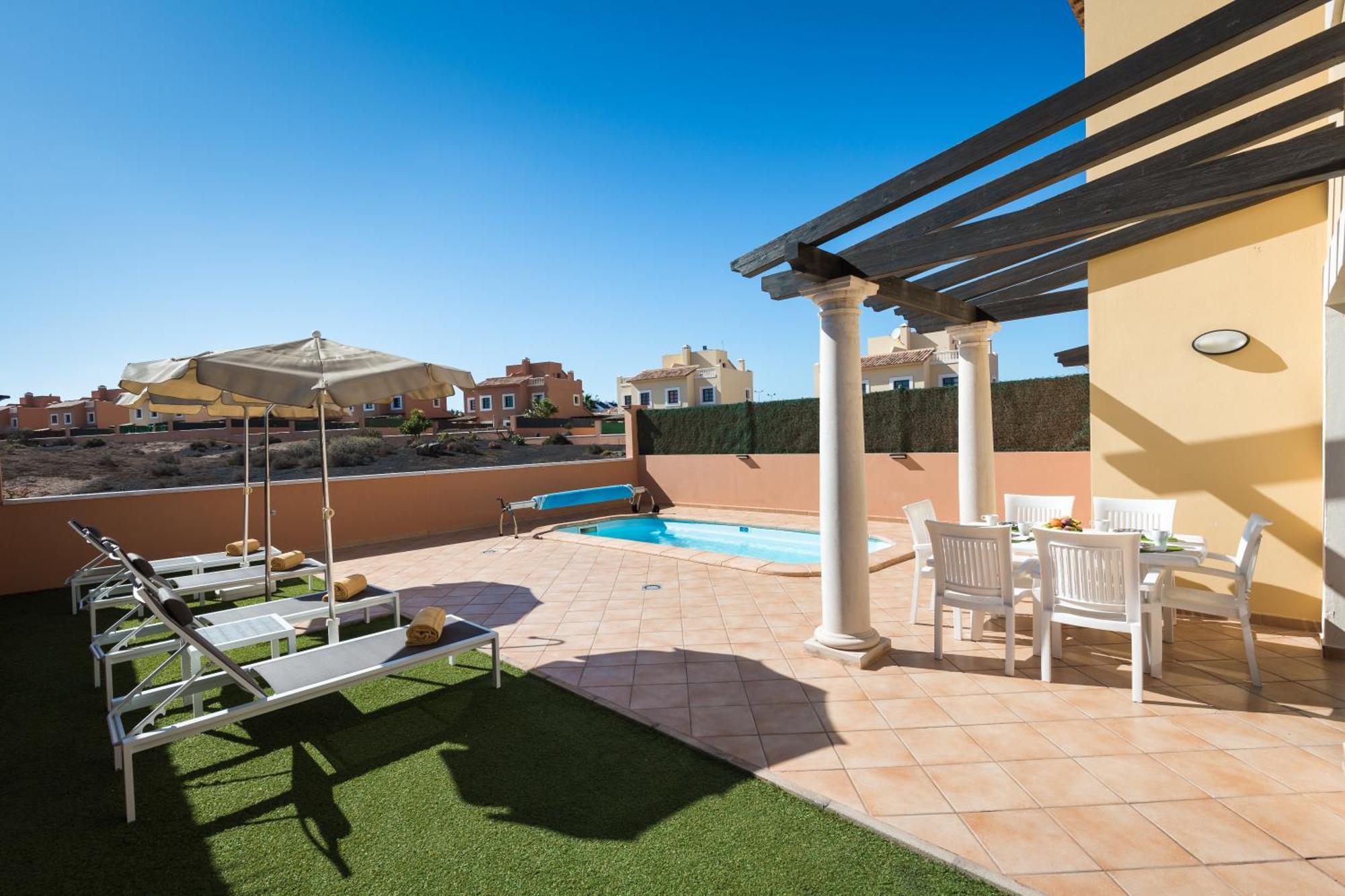 Home2Book Private Pool & Terrace, Aloha Sun Villa كوراليهو المظهر الخارجي الصورة